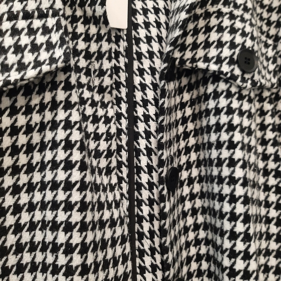 BloomChic houndstooth jacket too - Picture 5 of 7